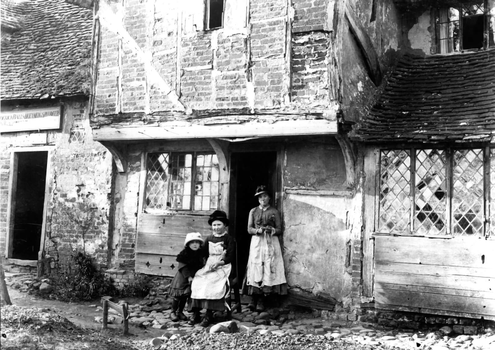 Hidden Hands women and work in the Chilterns Chalk Cherries and Chairs
