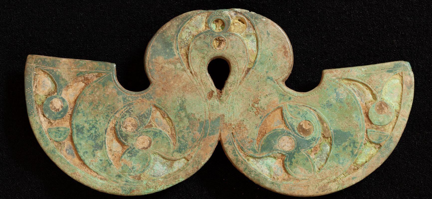 Harness brooch obverse no ruler. Credit Allen Beechey