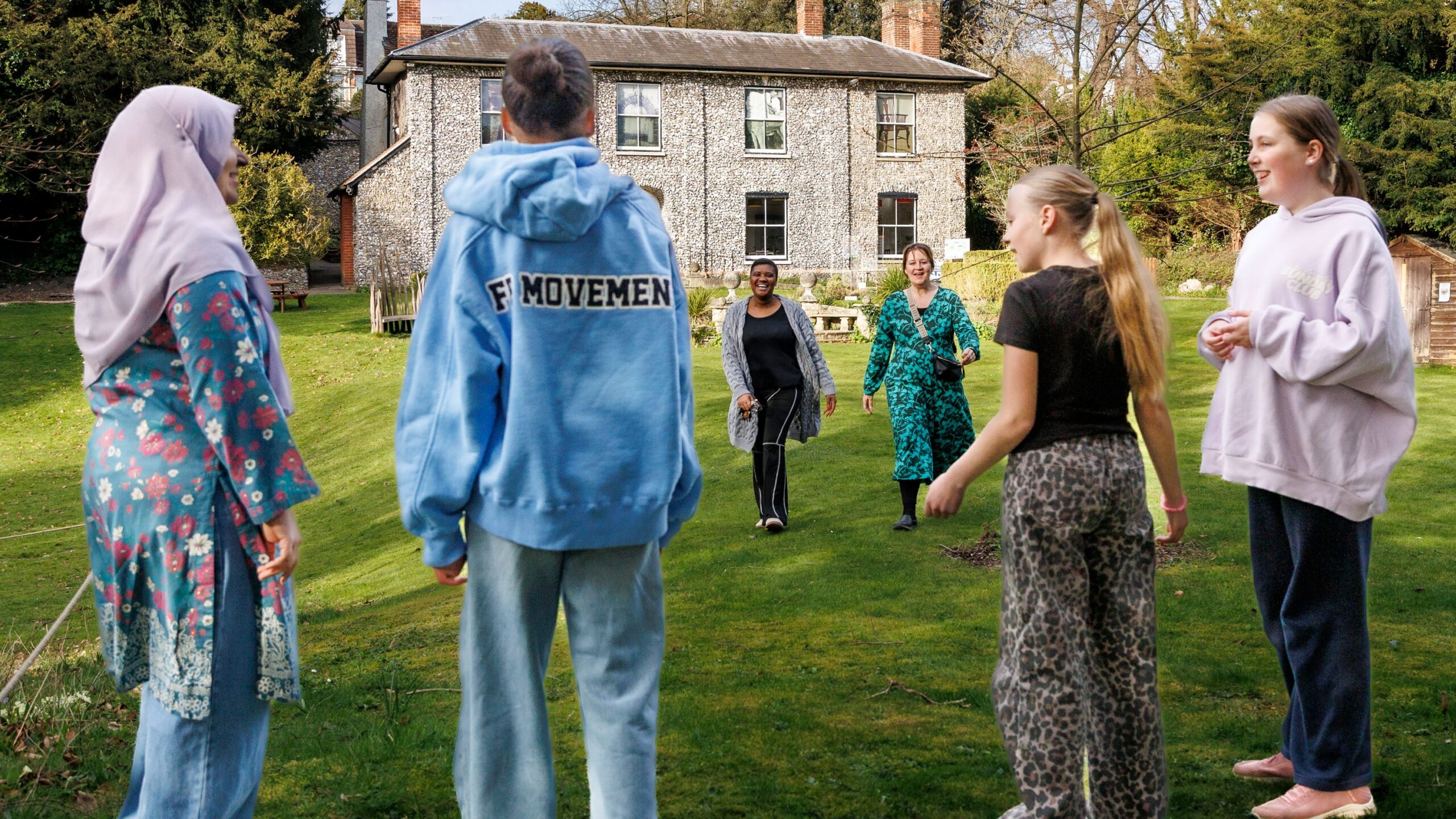 group of school aged children on a trip to Wycombe Museum
